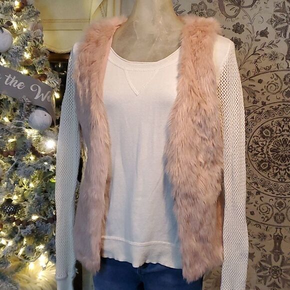 Love Tree Blush Pink Faux Fur 💕 Vest Size Medium - Picture 1 of 9